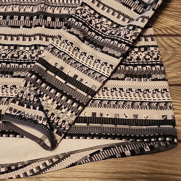 LM Womens Nike Pro Dri-Fit LS Shirt 1/4 Zip Large - Picture 2 of 4